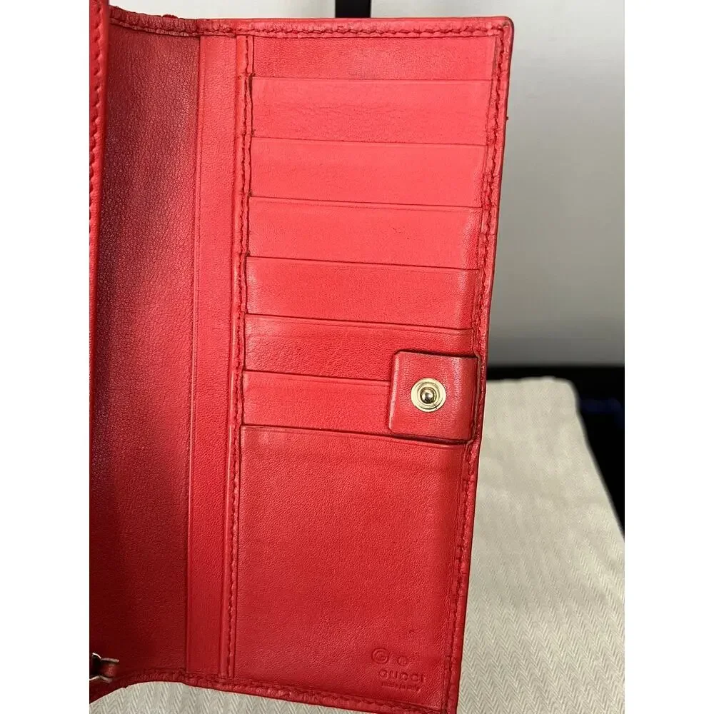Gucci authentic continental